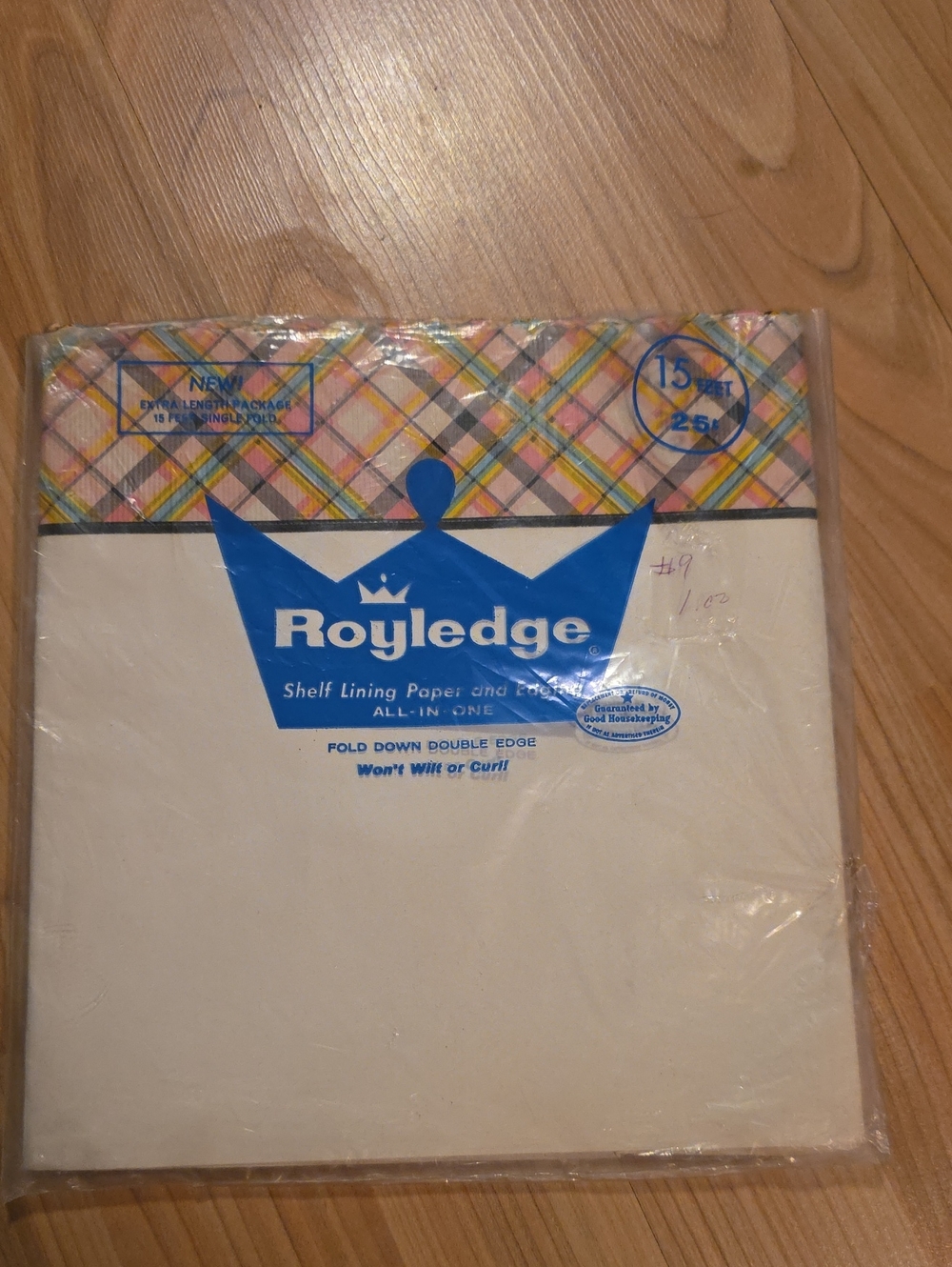 Royledge Shelf Lining Paper Plaid Border - Vintage Packaging